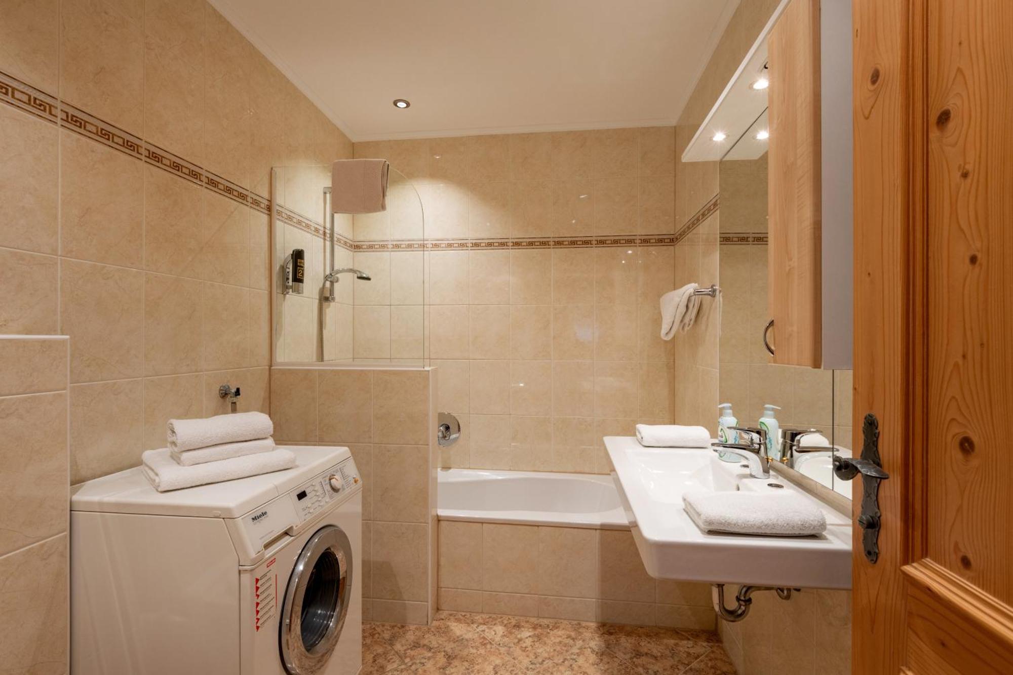 Appartement Erler Sankt Johann in Tirol Buitenkant foto